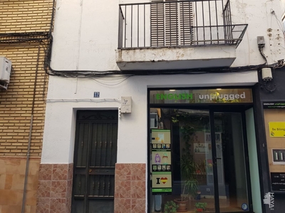 Piso en venta en Calle Melchor Cobo Medina, 1º, 23001, Jaén (Jaén)