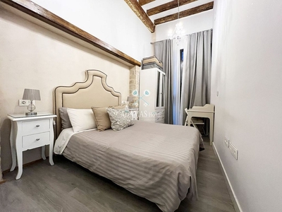 Alquiler de piso en Arenal de 2 habitaciones con muebles y balcón