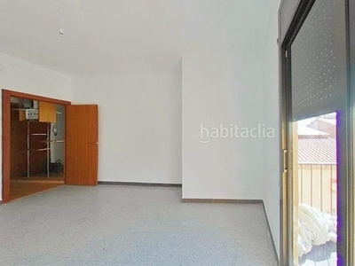 Alquiler piso con 3 habitaciones en Els Merinals Sabadell