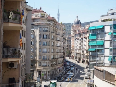 Alquiler piso con 4 habitaciones amueblado con ascensor y calefacción en Barcelona