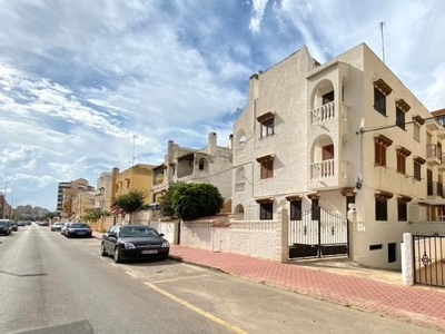 Apartamento en venta en Los Europeos, Torrevieja