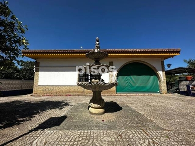 Casa unifamiliar en venta en Carmona