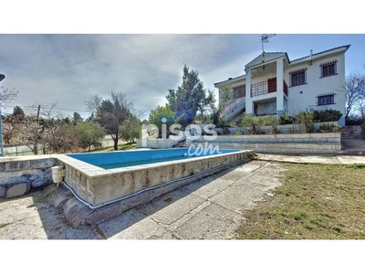 Chalet en venta en Calle Calle los Almendros