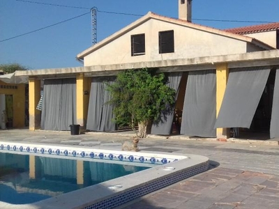 Chalet en venta en El Castillo, Aspe