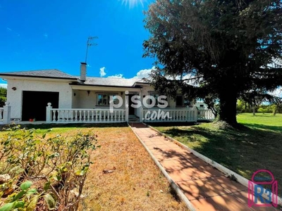 Chalet en venta en Urb. Camino de Santiago