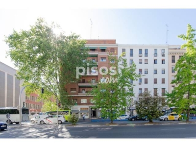 Piso en venta en Calle Doctor Esquerdo, cerca de Calle Jorge Juan