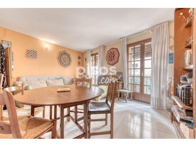 Piso en venta en Calle Vilafant, 38