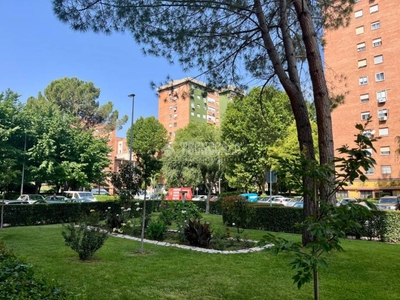 Venta Piso Alcalá de Henares. Piso de una habitación en Calle Ntra. Sra. del Pilar 19. Novena planta