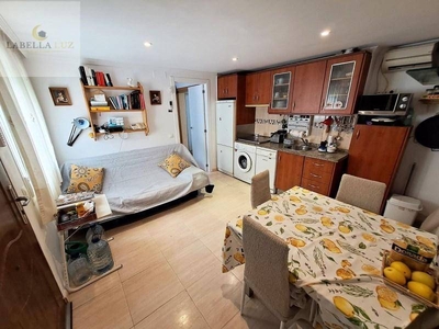 Venta Piso Fuengirola. Piso de cuatro habitaciones Buen estado