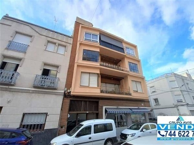 Venta Piso Oliva. Piso de tres habitaciones en Salvador Soler I Soler 11. Segunda planta con balcón