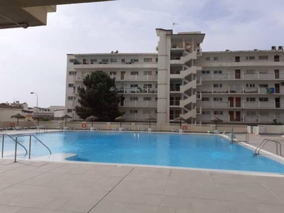 Venta Piso Torremolinos. Piso de dos habitaciones Buen estado tercera planta con terraza