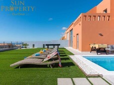 Venta Casa unifamiliar Antigua. Con terraza 250 m²