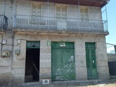 Venta Casa unifamiliar Ourense. A reformar con balcón 110 m²