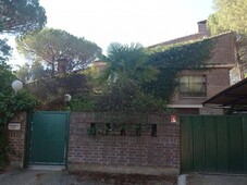 Venta Casa unifamiliar Tudela de Duero. 377 m²