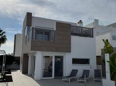 Venta Chalet Guardamar del Segura. 125 m²