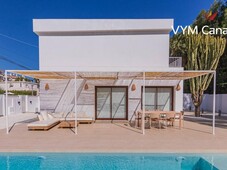 Venta Chalet L'Alfàs del Pi. Nueva 230 m²