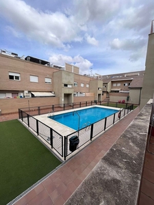 Piso en alquiler en Ctra de Sevilla - Ronda sur de 2 habitaciones con terraza y piscina