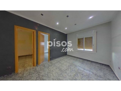 Piso en venta en Carrer de Bolívia, cerca de Carrer d' Àvila