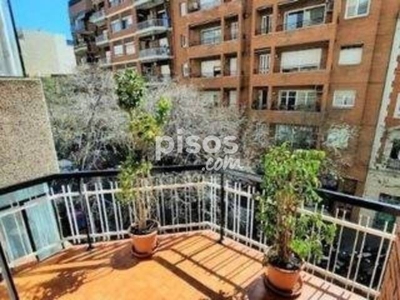 Piso en venta en Carrer del Rosselló, cerca de Carrer de Sardenya