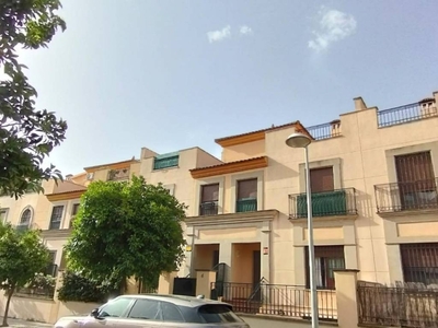 Venta Casa adosada en Acedera Córdoba. Con terraza 268 m²