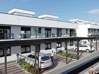 Venta Casa adosada en Calle Cabo de Penas 4 Boadilla del Monte. Nueva plaza de aparcamiento con balcón 321 m²