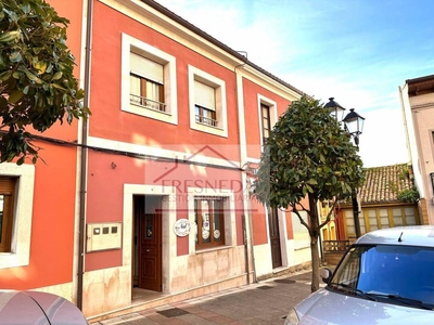 Venta Casa adosada en Calle Regino Escalera s/n Noreña. Buen estado calefacción individual 120 m²