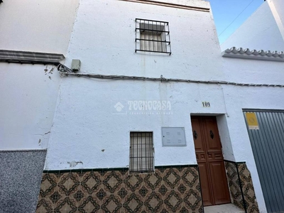 Venta Casa pareada en C. Nueva 109 La Puebla de Cazalla. Con terraza 91 m²