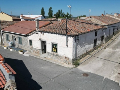 Venta Casa rústica en Calle Larga Mingorría. A reformar 122 m²