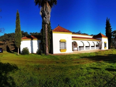Venta Casa rústica Higuera de la Sierra. Buen estado 378 m²
