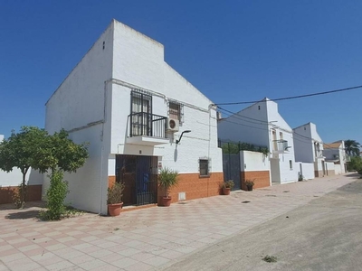 Venta Casa rústica Las Cabezas de San Juan. 182 m²