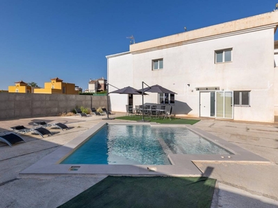 Venta Casa unifamiliar en borraja Dílar. Con terraza 525 m²