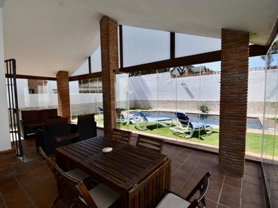 Venta Casa unifamiliar en Calle Campamento de Ubeda Chiclana de la Frontera. Con terraza 150 m²