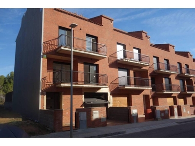 Venta Casa unifamiliar en Calle Carrer Pare Guasch Santa Margarida i Els Monjos. Buen estado con terraza 316 m²