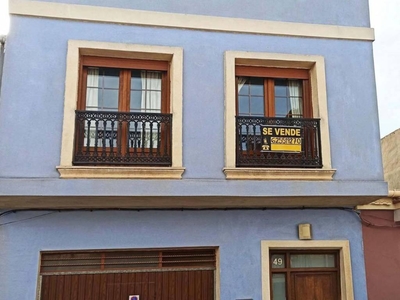 Venta Casa unifamiliar en Calle els Trinquets 49 Cañada. Buen estado plaza de aparcamiento con balcón 265 m²