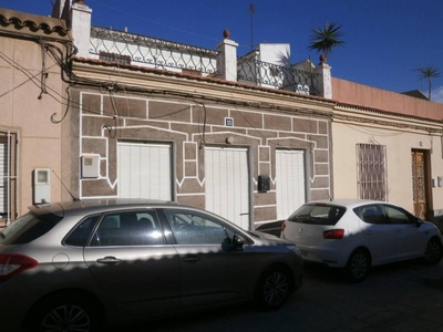 Venta Casa unifamiliar en Calle Ocho Casas Cartagena. A reformar con terraza 119 m²