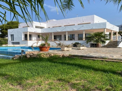 Venta Casa unifamiliar en Calle peñaza 7 Altea. Buen estado con terraza 450 m²