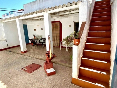 Venta Casa unifamiliar en Escultor Bernabe Gomez del Rio 1 Córdoba. 137 m²