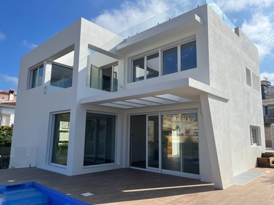 Venta Casa unifamiliar en trasmallos Vélez-Málaga. Buen estado 326 m²
