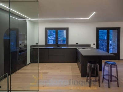 Venta Casa unifamiliar Escaldes-Engordany. Buen estado 300 m²