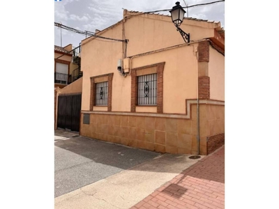 Venta Casa unifamiliar La Zubia. Buen estado con terraza 135 m²