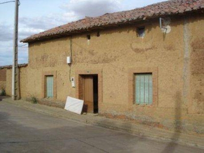 Venta Casa unifamiliar Matanza. A reformar 140 m²