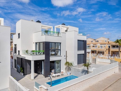 Venta Casa unifamiliar Orihuela. Con terraza 150 m²