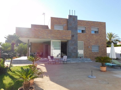 Venta Casa unifamiliar Orihuela. Con terraza 293 m²