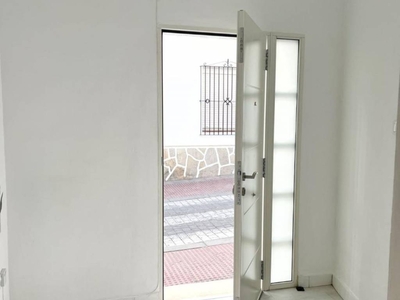 Venta Chalet en guadiana Estepona. A reformar con balcón 120 m²