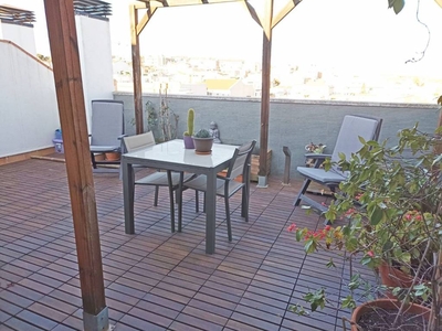 Venta Dúplex en Carrer de Tarragona 3 Sant Sadurní d'Anoia. Muy buen estado con terraza calefacción individual 105 m²