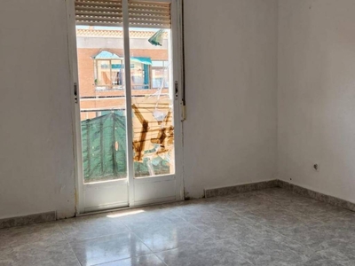 Venta Piso Aranjuez. Piso de tres habitaciones Tercera planta con balcón