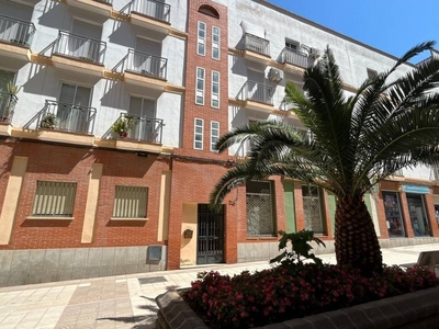 Venta Piso Badajoz. Piso de dos habitaciones en Calle de la Maya. Quinta planta con balcón