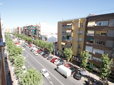 Venta Piso Badajoz. Piso de tres habitaciones Cuarta planta con terraza