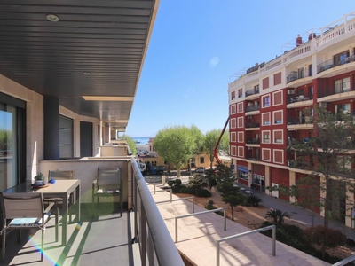 Venta Piso Dénia. Piso de tres habitaciones Con terraza