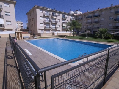 Venta Piso El Vendrell. Buen estado segunda planta plaza de aparcamiento con balcón